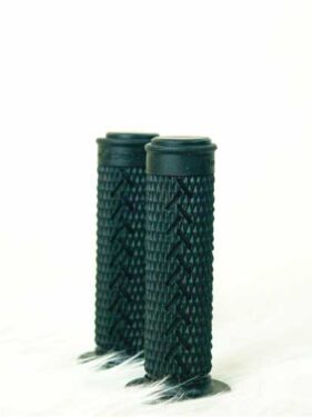 RCB Nagamaki Grip Samurai Inspired Design Vibration Absorption Durable Dual Tone Grip 1 Pair (color : Black)